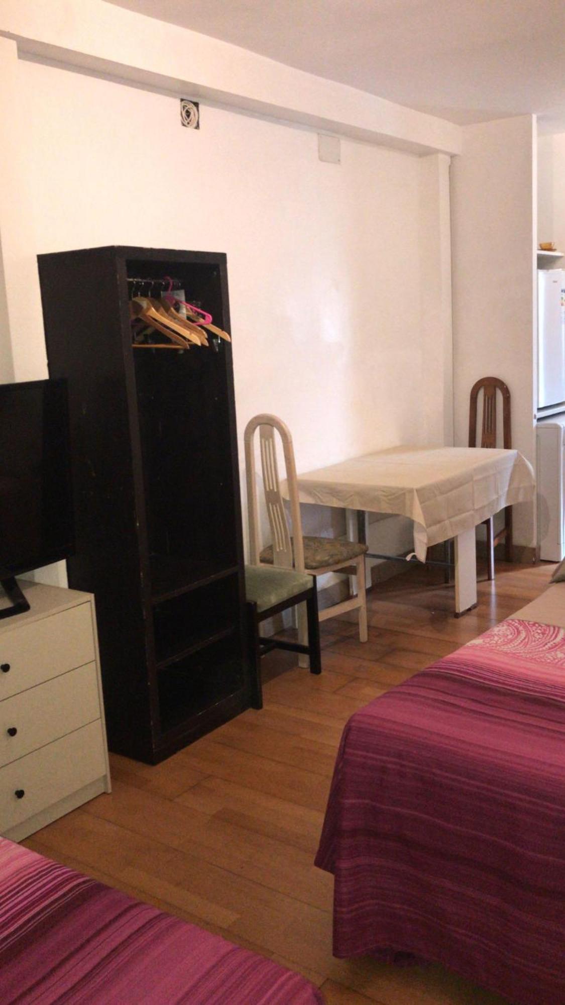 Apartamentos Pandiellos I マドリード エクステリア 写真