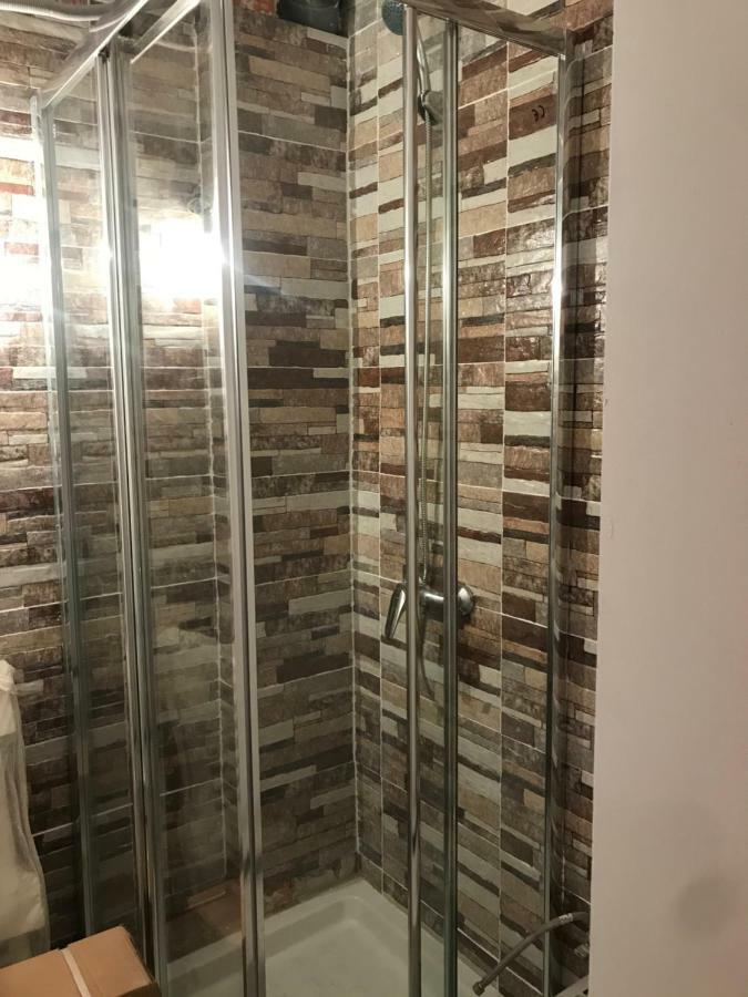 Apartamentos Pandiellos I マドリード エクステリア 写真