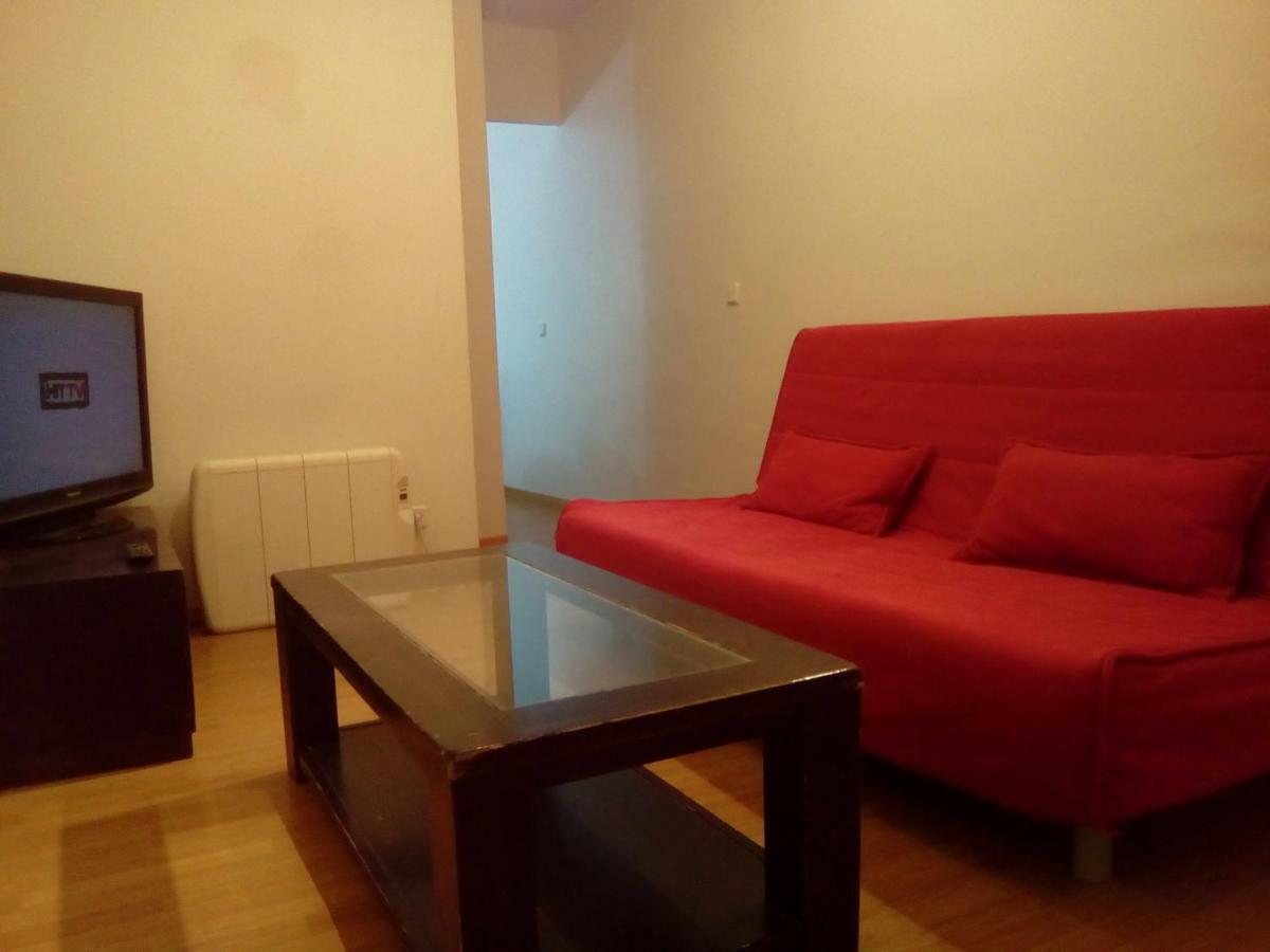 Apartamentos Pandiellos I マドリード エクステリア 写真